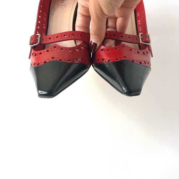 Dior Spectadior Red Brogue Cap Toe Buckle Maryjane Pumps 39 - Picture 7 of 11